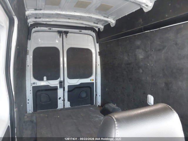 1FTBR2X84NKA33956 Ford Transit T-250