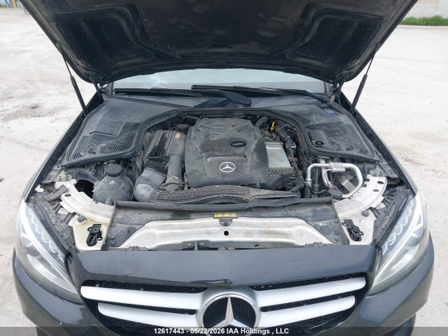 2017 Mercedes-benz C 300 4matic მანქანა იყიდება აუქციონზე, vin: 55SWF4KB0HU202508, აუქციონის ნომერი: 12617443