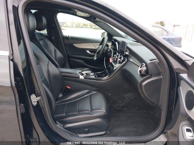 2017 Mercedes-benz C 300 4matic მანქანა იყიდება აუქციონზე, vin: 55SWF4KB0HU202508, აუქციონის ნომერი: 12617443
