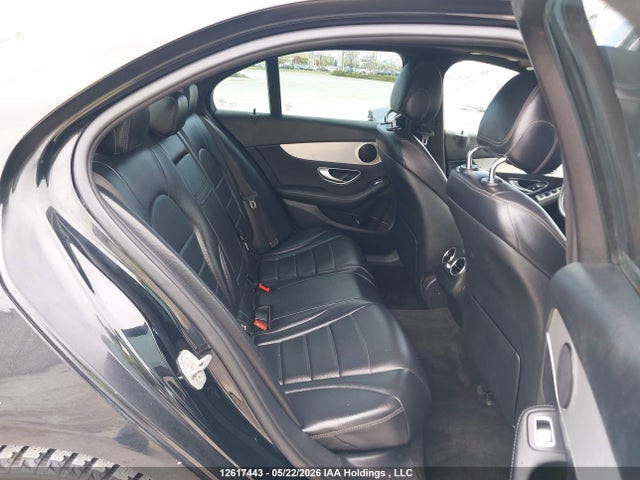 2017 Mercedes-benz C 300 4matic მანქანა იყიდება აუქციონზე, vin: 55SWF4KB0HU202508, აუქციონის ნომერი: 12617443