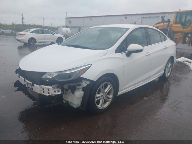 Продажа на аукционе авто 2018 Chevrolet Cruze Lt Auto, vin: 1G1BE5SM3J7105611, номер лота: 12617455