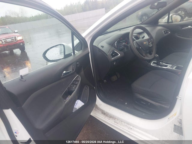 Продажа на аукционе авто 2018 Chevrolet Cruze Lt Auto, vin: 1G1BE5SM3J7105611, номер лота: 12617455