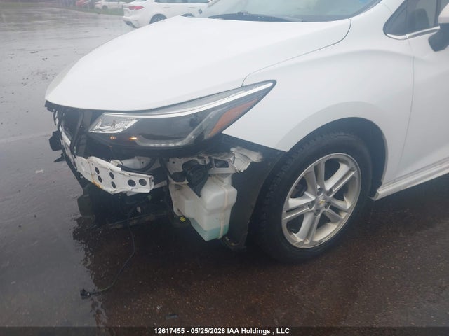 Продажа на аукционе авто 2018 Chevrolet Cruze Lt Auto, vin: 1G1BE5SM3J7105611, номер лота: 12617455