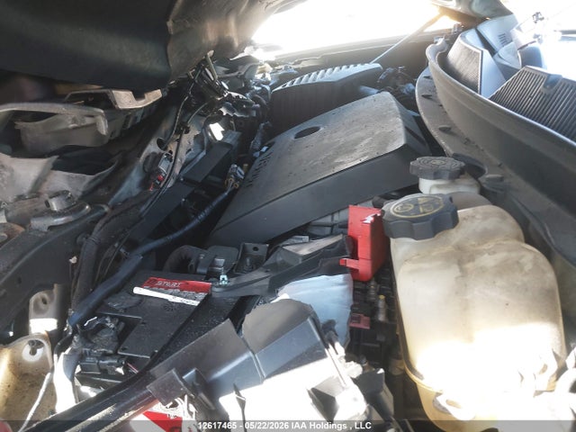12617465 :رقم المزاد ، 1GNEVGKW3JJ247890 vin ، 2018 Chevrolet Traverse Lt Cloth مزاد بيع