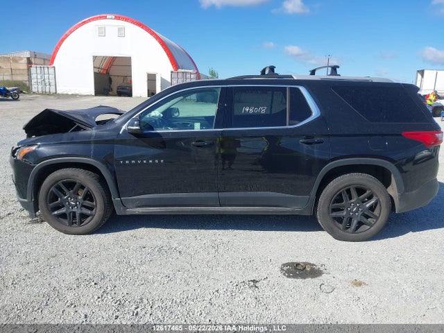 12617465 :رقم المزاد ، 1GNEVGKW3JJ247890 vin ، 2018 Chevrolet Traverse Lt Cloth مزاد بيع