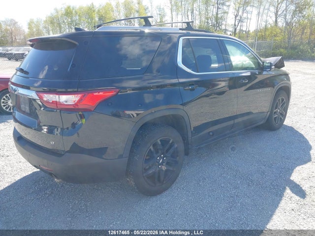 12617465 :رقم المزاد ، 1GNEVGKW3JJ247890 vin ، 2018 Chevrolet Traverse Lt Cloth مزاد بيع
