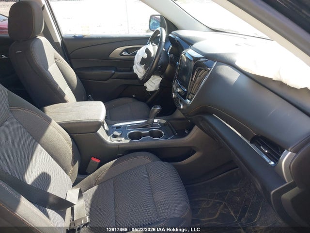 12617465 :رقم المزاد ، 1GNEVGKW3JJ247890 vin ، 2018 Chevrolet Traverse Lt Cloth مزاد بيع