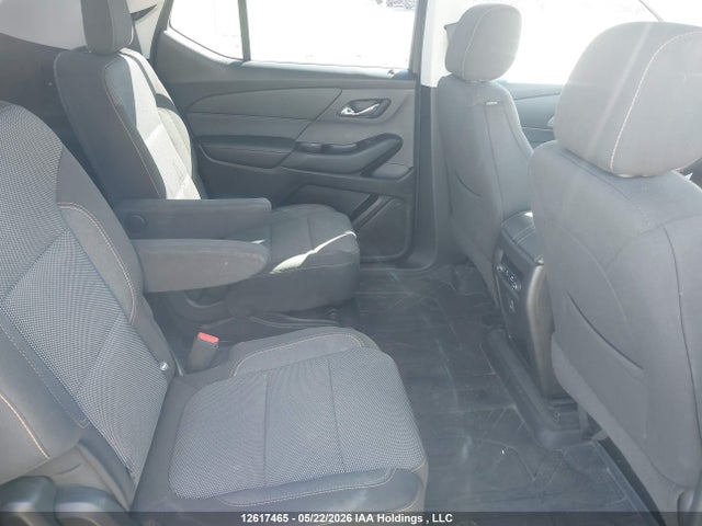 12617465 :رقم المزاد ، 1GNEVGKW3JJ247890 vin ، 2018 Chevrolet Traverse Lt Cloth مزاد بيع