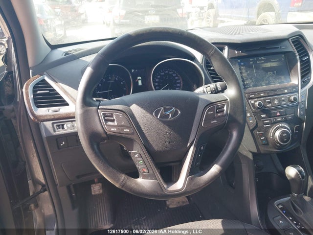 Продаж на аукціоні авто 2017 Hyundai Santa Fe Se/limited, vin: KM8SNDHFXHU186768, номер лоту: 12617500