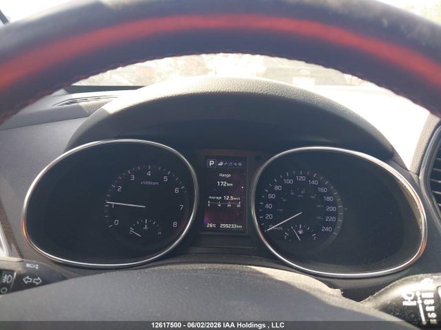 Продаж на аукціоні авто 2017 Hyundai Santa Fe Se/limited, vin: KM8SNDHFXHU186768, номер лоту: 12617500