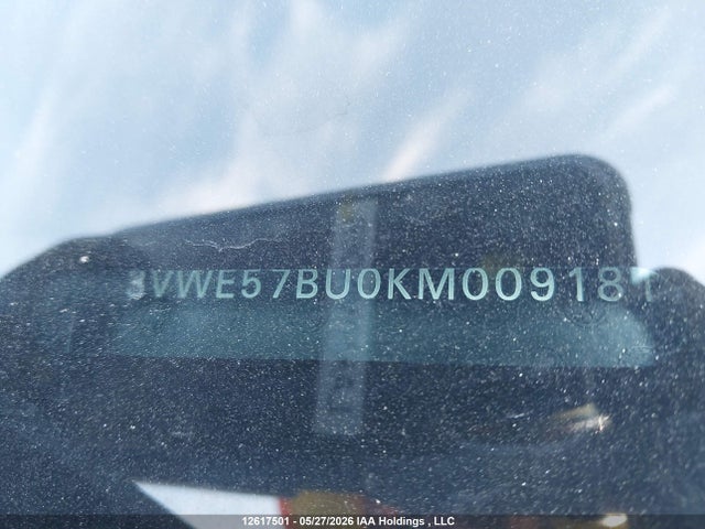 12617501 :رقم المزاد ، 3VWE57BU0KM009181 vin ، 2019 Volkswagen Jetta Sel مزاد بيع
