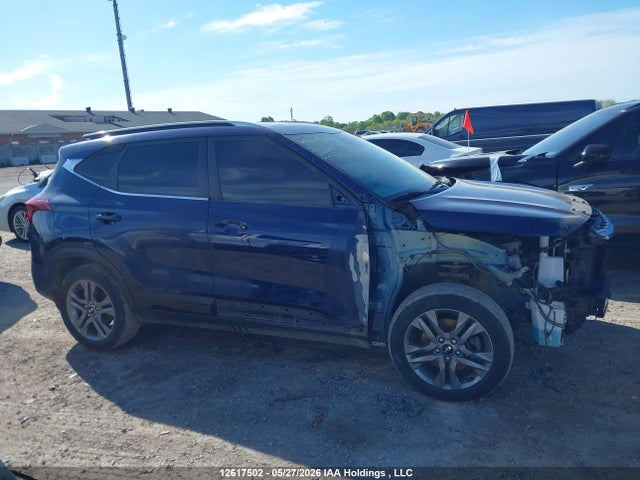 KNDEUCAA8M7126252 KIA SELTOS EX