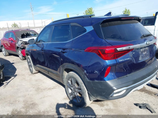 KNDEUCAA8M7126252 KIA SELTOS EX
