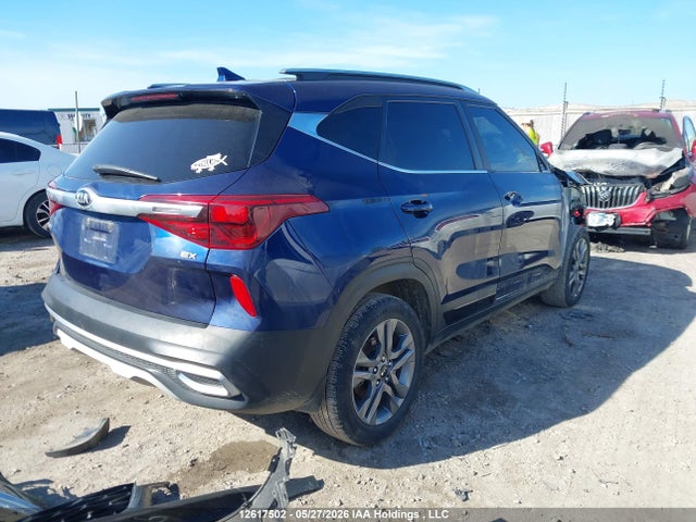 KNDEUCAA8M7126252 KIA SELTOS EX
