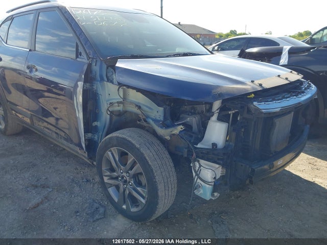 KNDEUCAA8M7126252 KIA SELTOS EX