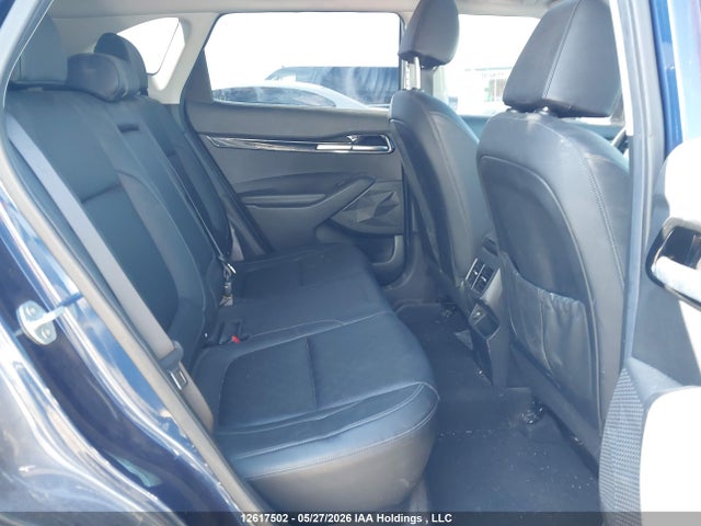 KNDEUCAA8M7126252 KIA SELTOS EX