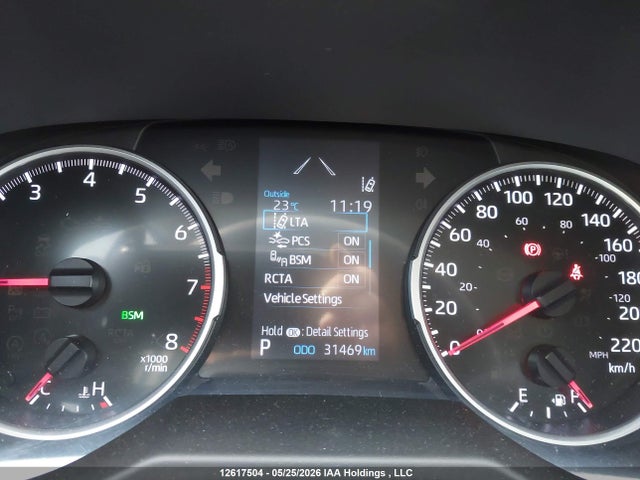 2T3B1RFV3KC038982 Toyota RAV4 LE
