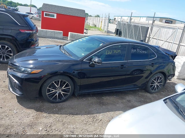 Продажа на аукционе авто 2023 Toyota Camry, vin: 4T1B21HK2PU019193, номер лота: 12617509