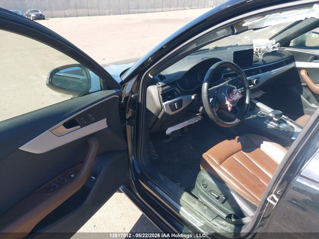 Продаж на аукціоні авто 2018 Audi A4 Komfort, vin: WAUANAF48JA161968, номер лоту: 12617512