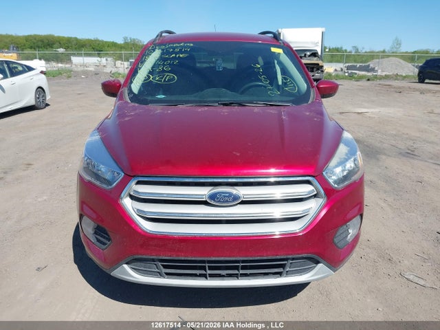 12617514 :رقم المزاد ، 1FMCU0GD1JUC14012 vin ، 2018 Ford Escape Se مزاد بيع