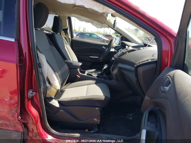 12617514 :رقم المزاد ، 1FMCU0GD1JUC14012 vin ، 2018 Ford Escape Se مزاد بيع