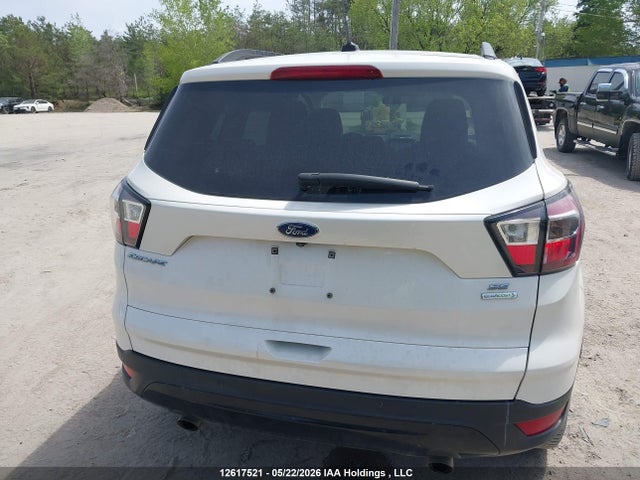 12617521 :رقم المزاد ، 1FMCU0G91HUE58555 vin ، 2017 Ford Escape Se مزاد بيع