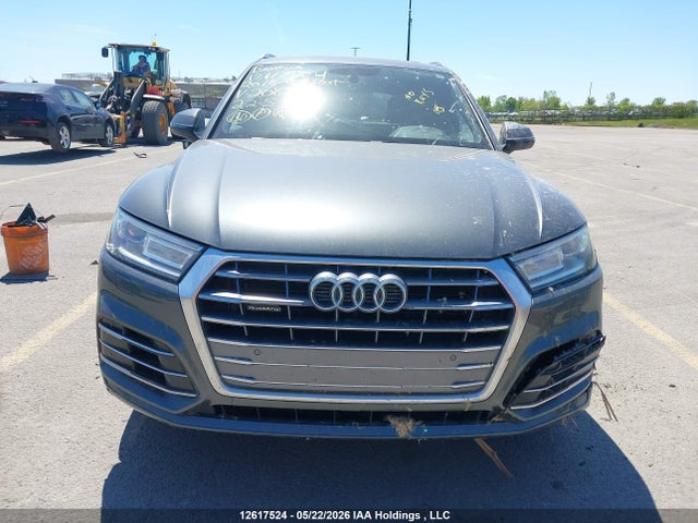 WA1ENAFY8J2208279 Audi Q5 2.0t Progressiv