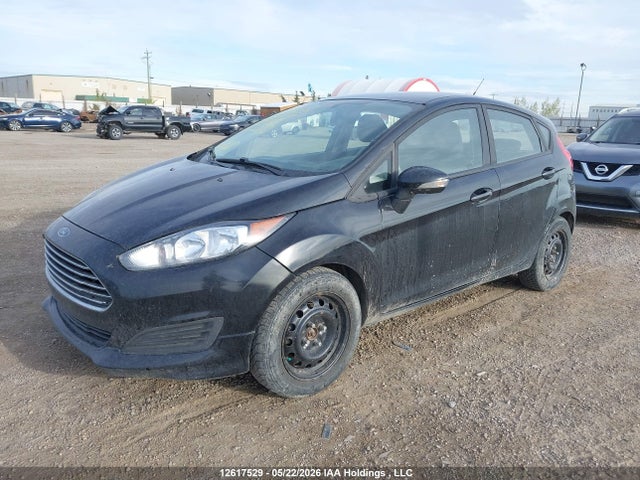 12617529 :رقم المزاد ، 3FADP4EJ1FM131486 vin ، 2015 Ford Fiesta Se مزاد بيع