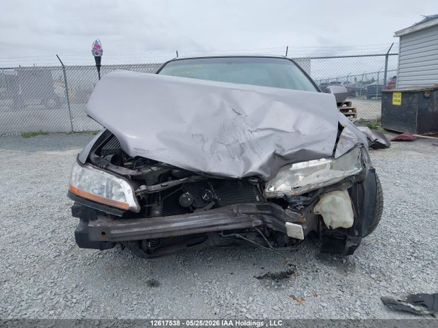 2000 Honda Accord Se მანქანა იყიდება აუქციონზე, vin: 1HGCG5679YA818991, აუქციონის ნომერი: 12617538
