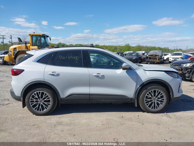 Auction sale of the 2025 Ford Escape Phev, vin: 1FMCU0E19SUB64809, lot number: 12617542