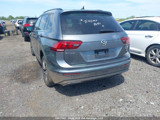 12617543 :رقم المزاد ، 3VV2B7AX7JM033293 vin ، 2018 Volkswagen Tiguan مزاد بيع
