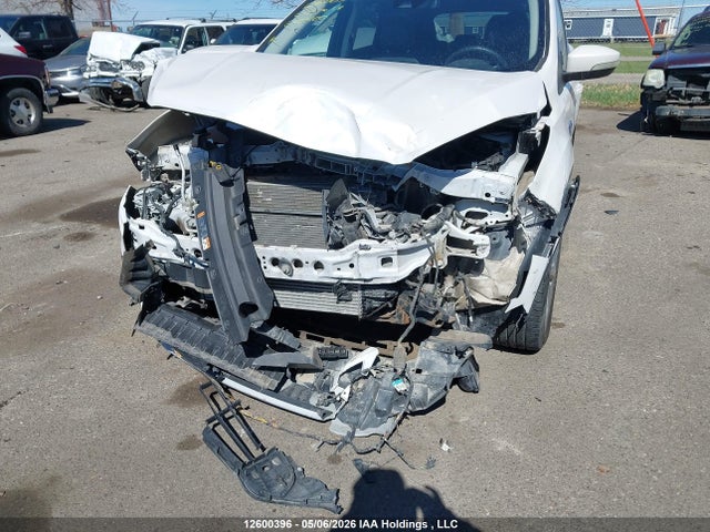 Продажа на аукционе авто 2017 Ford Escape Titanium, vin: 1FMCU9J97HUE40400, номер лота: 12600396