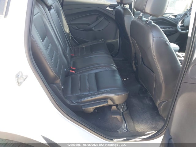 Продажа на аукционе авто 2017 Ford Escape Titanium, vin: 1FMCU9J97HUE40400, номер лота: 12600396