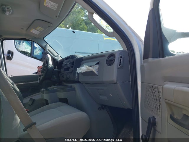 1FDWE4FK9NDC04433 Ford E-450 Cutaway