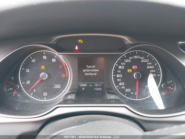 2015 Audi A4 2.0t Progressiv Plus მანქანა იყიდება აუქციონზე, vin: WAUFFCFL0FN004473, აუქციონის ნომერი: 12617551