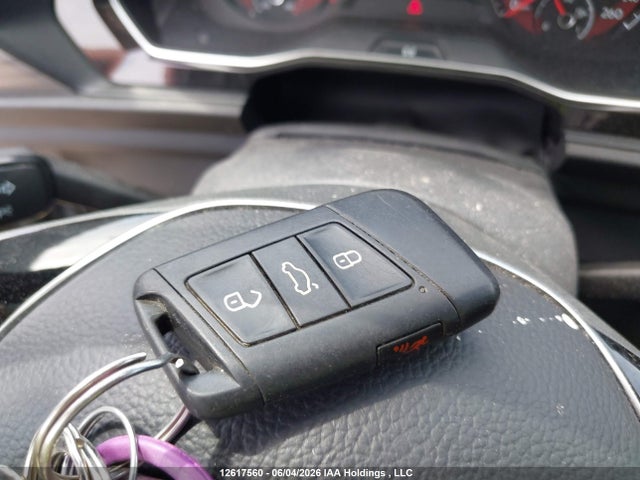 12617560 :رقم المزاد ، 3VWE57BU0KM085323 vin ، 2019 Volkswagen Jetta Sel مزاد بيع