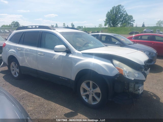 Продаж на аукціоні авто 2013 Subaru Outback 2.5i Touring Package, vin: 4S4BRGGC3D3239789, номер лоту: 12617565