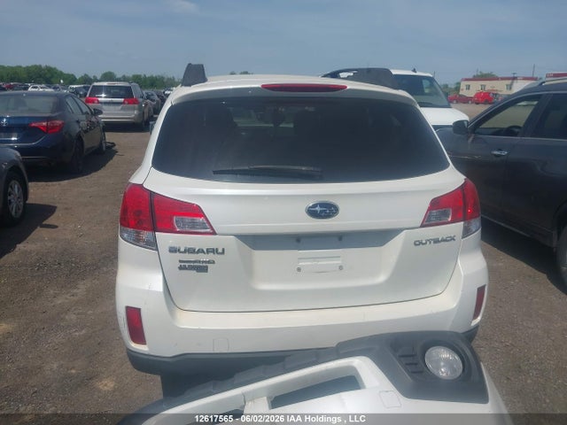 Продаж на аукціоні авто 2013 Subaru Outback 2.5i Touring Package, vin: 4S4BRGGC3D3239789, номер лоту: 12617565