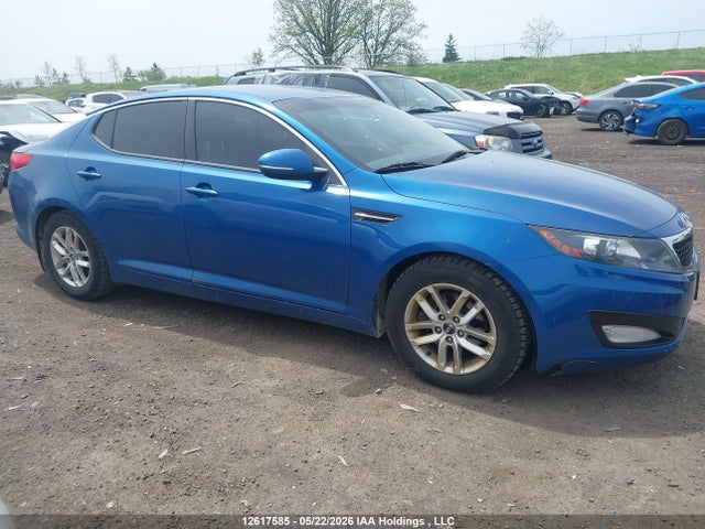 12617585 :رقم المزاد ، KNAGM4A70D5404704 vin ، 2013 Kia Optima Lx/lx+ مزاد بيع