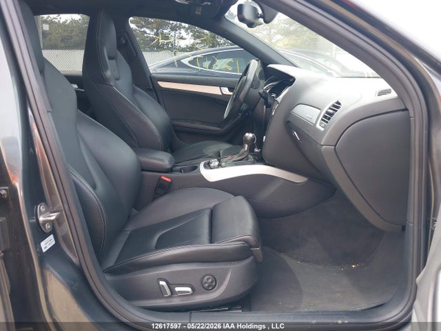 2015 Audi S4 Premium Plus მანქანა იყიდება აუქციონზე, vin: WAUBGCFL1FA129954, აუქციონის ნომერი: 12617597