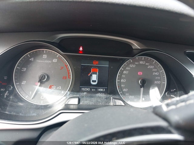 2015 Audi S4 Premium Plus მანქანა იყიდება აუქციონზე, vin: WAUBGCFL1FA129954, აუქციონის ნომერი: 12617597