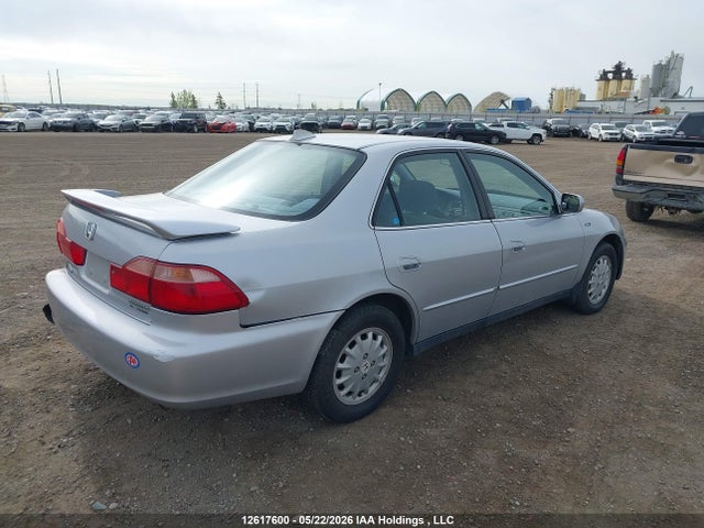 12617600 :رقم المزاد ، 1HGCG5678YA812714 vin ، 2000 Honda Accord Se مزاد بيع