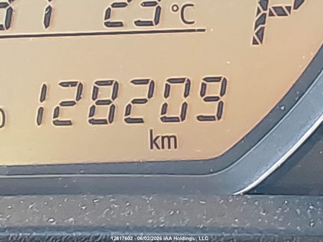 VNKKTUD32EA012963 Toyota Yaris