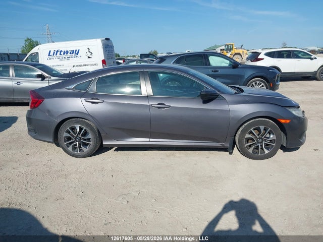 2017 Honda Civic Lx მანქანა იყიდება აუქციონზე, vin: 2HGFC2F55HH041233, აუქციონის ნომერი: 12617605