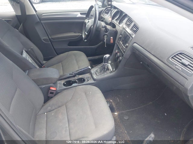 12617616 :رقم المزاد ، 3VWG57AU7KM021581 vin ، 2019 Volkswagen Golf 1.4 Tsi Comfortline/1.4 Tsi Execline/1.4 Tsi Highline مزاد بيع