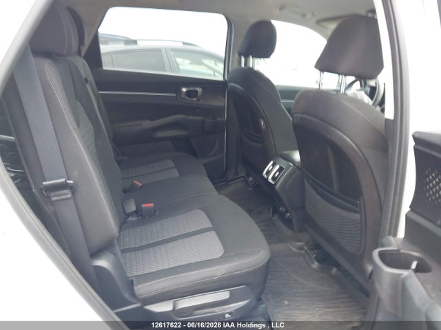5XYRGDLC8MG047180 KIA Sorento