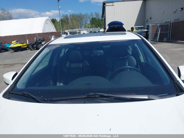 Acura TLX 2016 19UUB3F35GA800927 Image 17