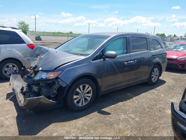 12617631 :رقم المزاد ، 5FNRL5H47FB509077 vin ، 2015 Honda Odyssey مزاد بيع