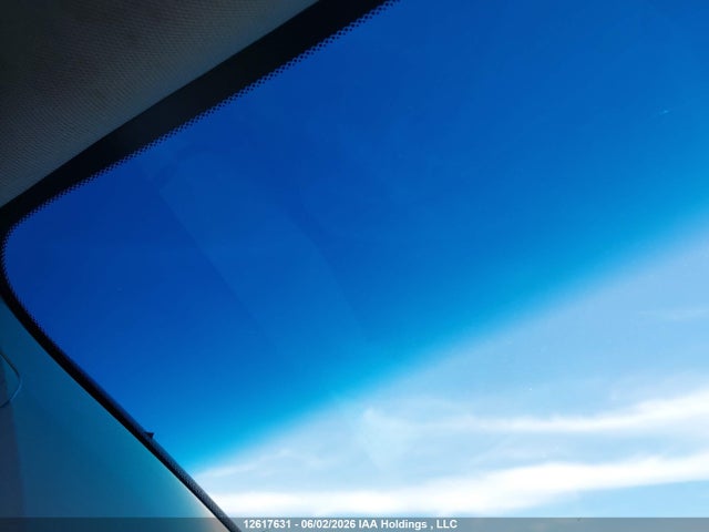 12617631 :رقم المزاد ، 5FNRL5H47FB509077 vin ، 2015 Honda Odyssey مزاد بيع