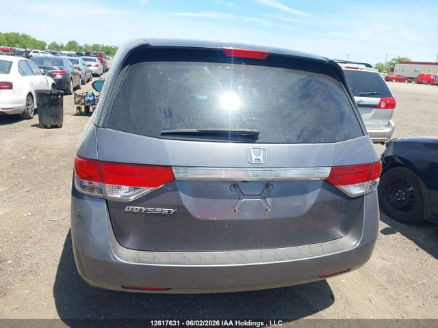 12617631 :رقم المزاد ، 5FNRL5H47FB509077 vin ، 2015 Honda Odyssey مزاد بيع